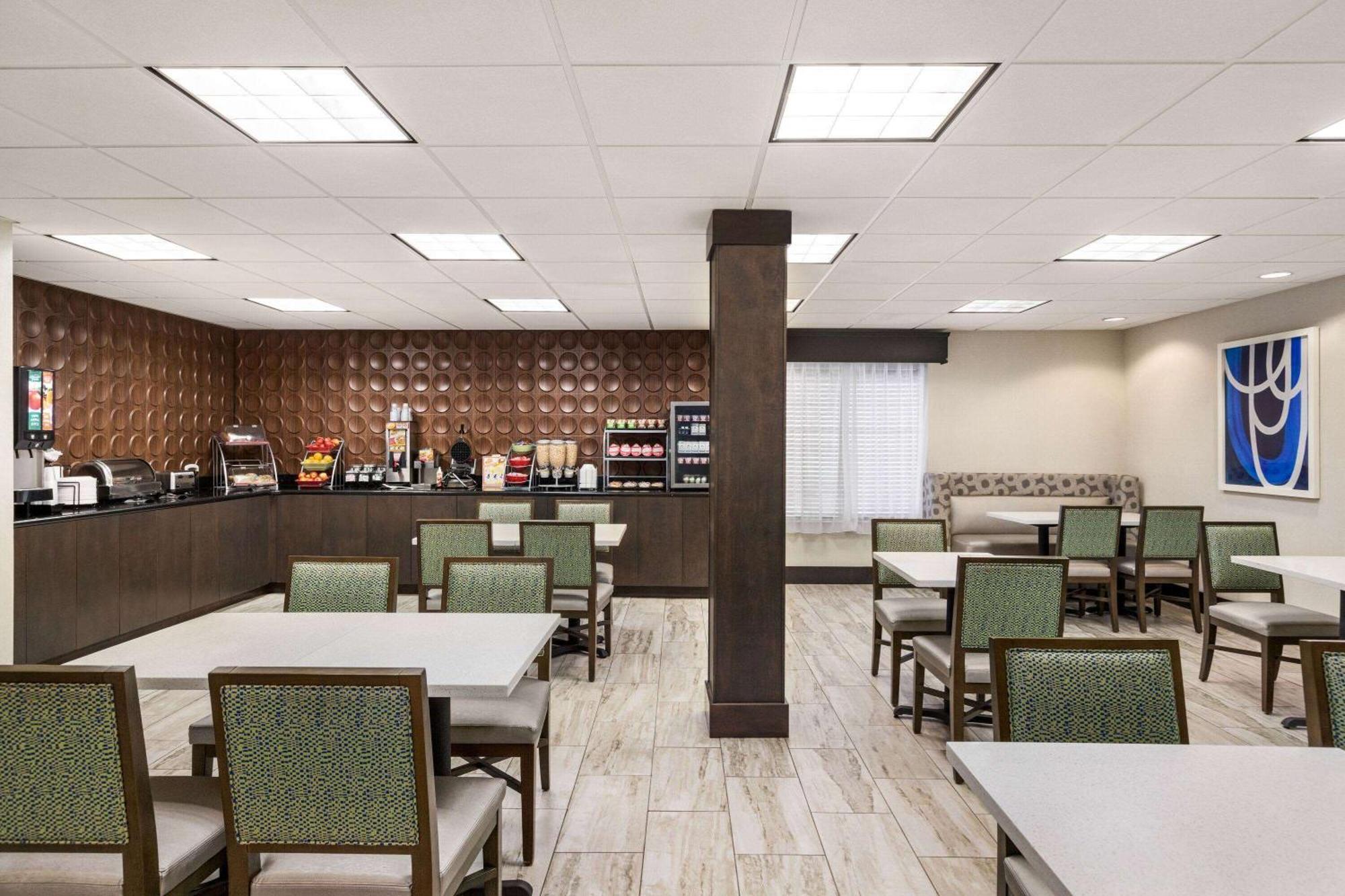 Wingate By Wyndham Savannah I-95 North Port Wentworth Exterior foto